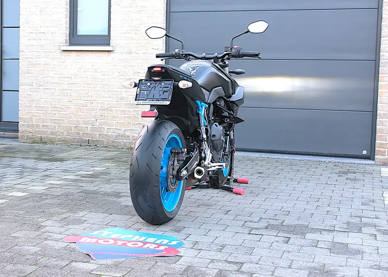 Suzuki GSX 8S - foto 7