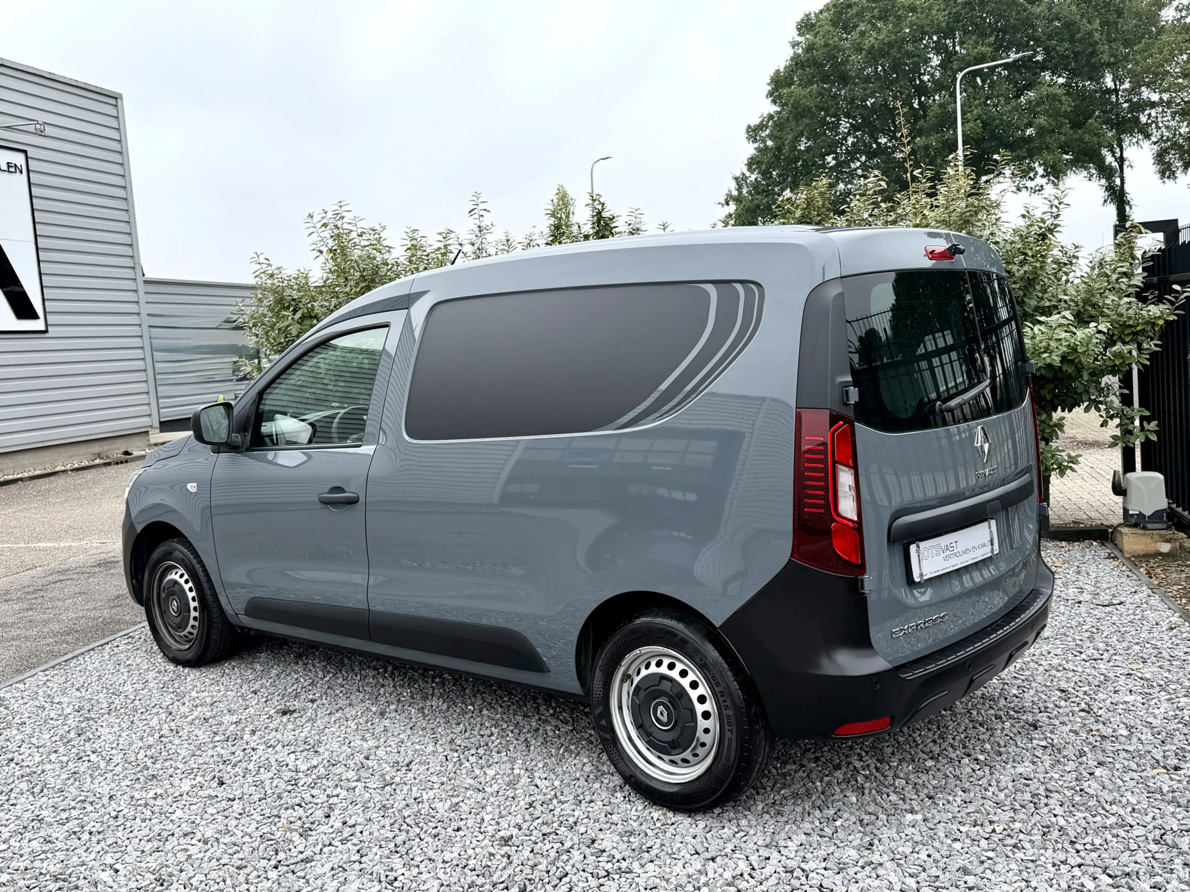 Renault Express 1.3 TCe Camera|Carplay|Leer|PDC|Cruis Grijs! — photo 8
