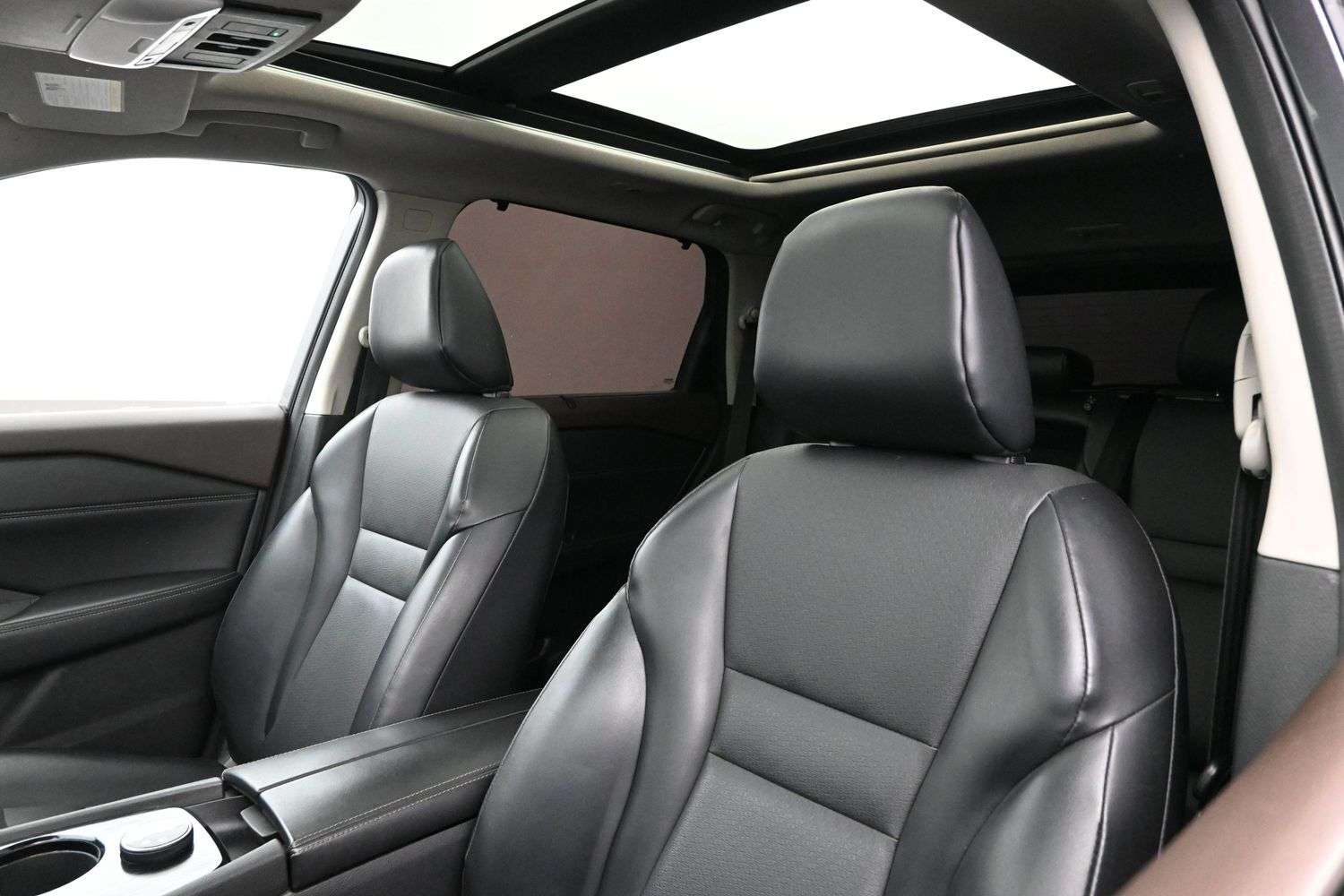 2021 Nissan Rogue SV Premium AWD Leather, Sunroof, Heated Seats/Whee — снимка 1