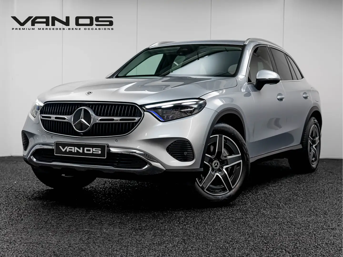 Mercedes-Benz GLC 300 GLC 300e 4MATIC | Luchtvering | Achteras sturing | Zilver - 1