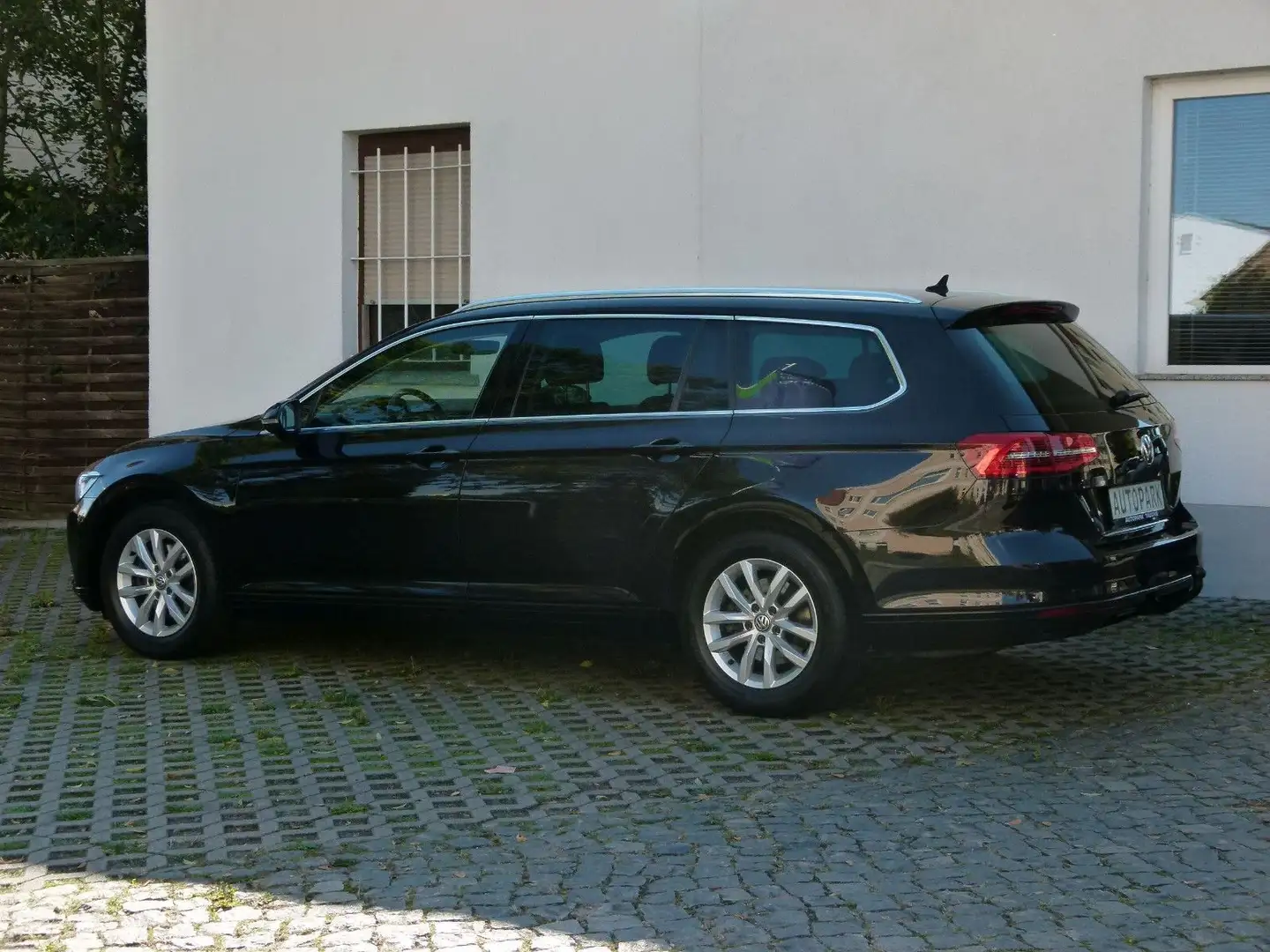 Volkswagen Passat Variant TSI 2.Hand AHK TÜV 2027 +GARANTIE Schwarz - 2