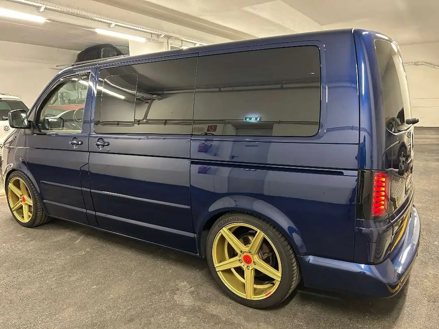 Volkswagen T5 Multivan Comfortline Autm. - 2