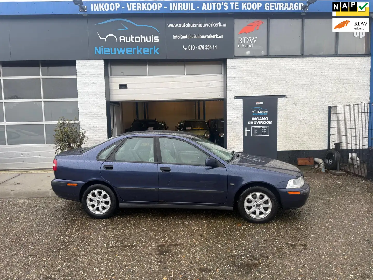 Volvo S40 1.8 Europa-Automaat- met onderhoudshistorie, Airco Blauw - 1