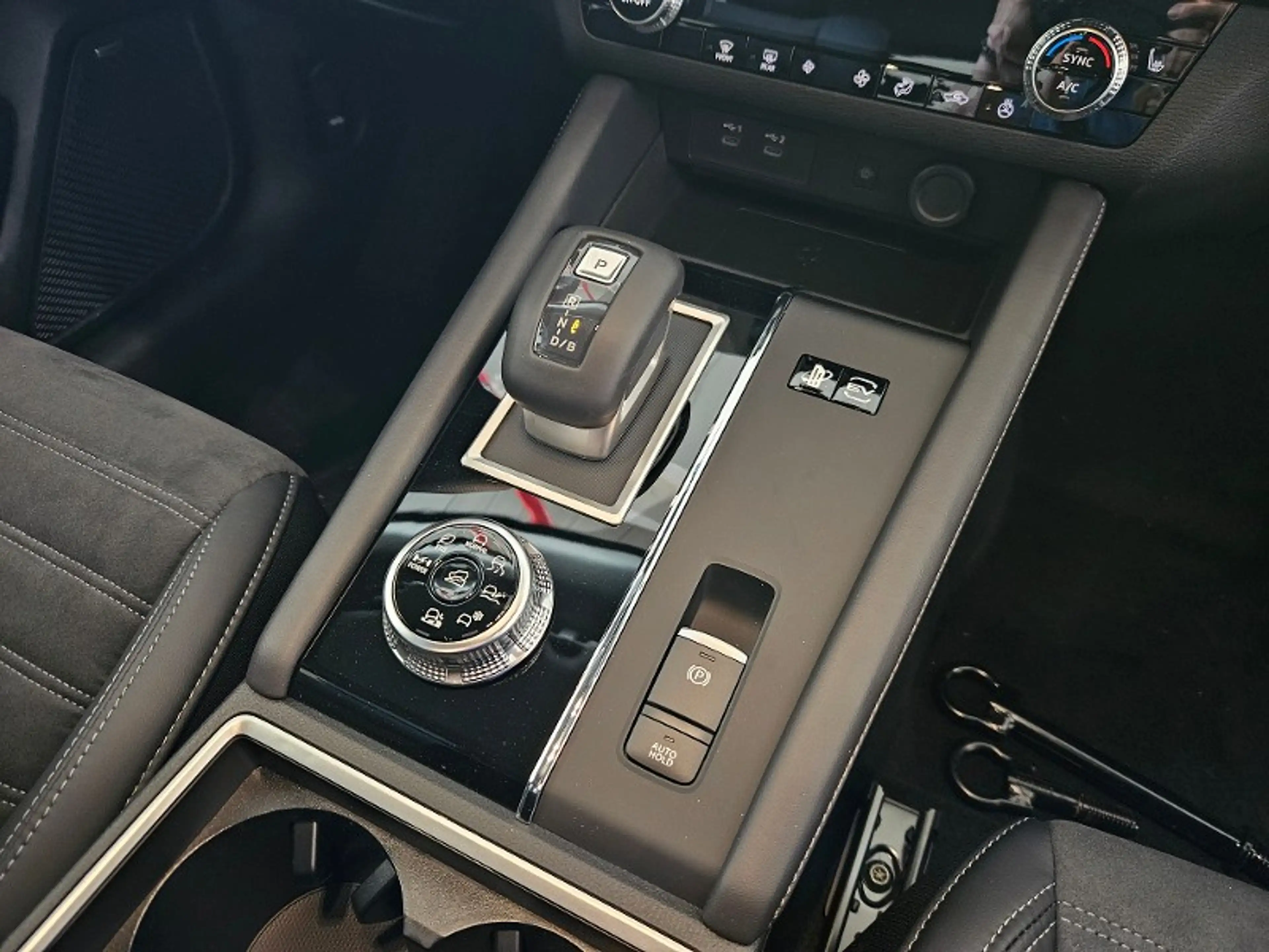 Mitsubishi Outlander 2.4L PHEV Select — photo 6