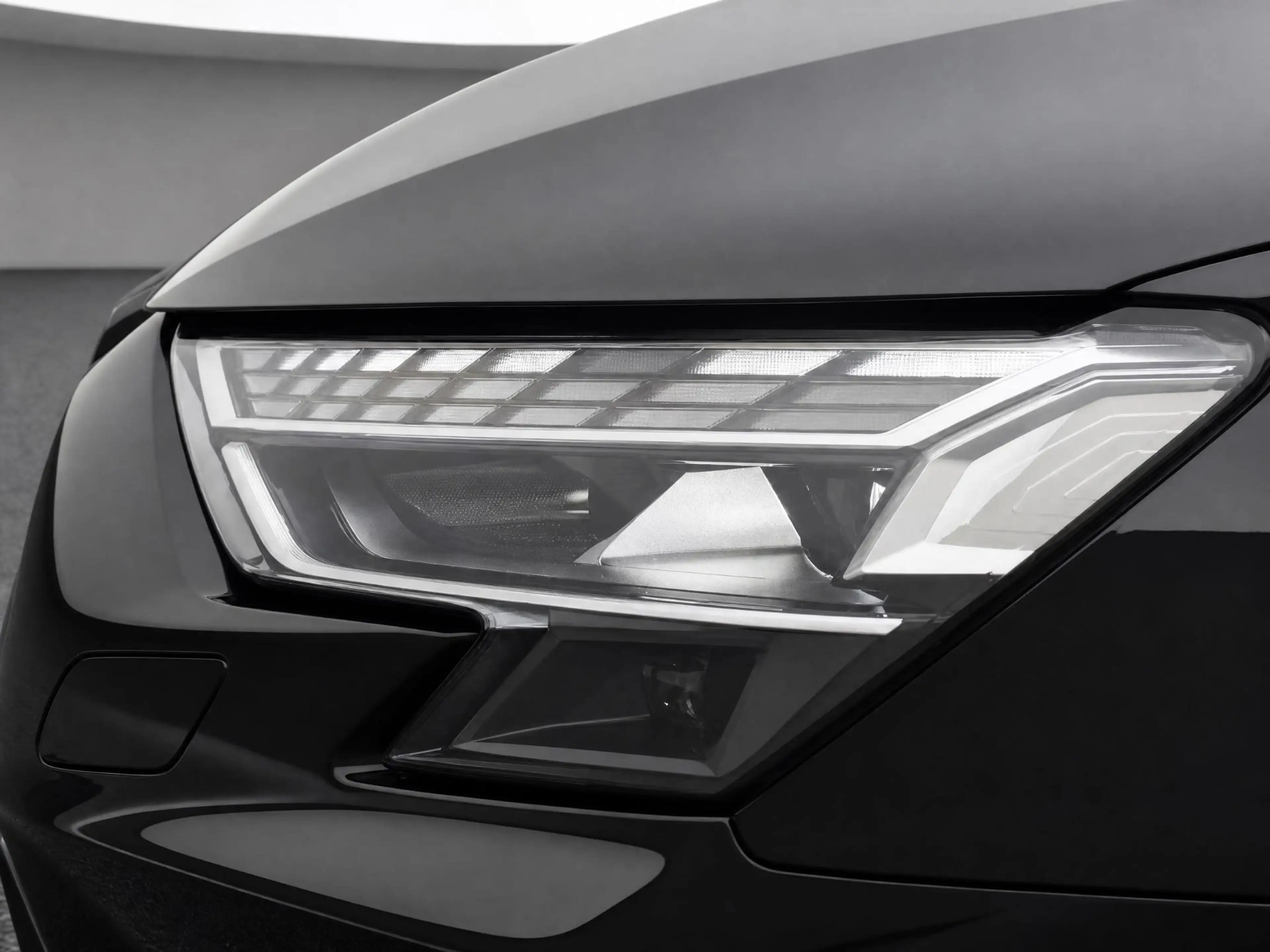 Audi A3 Sportback 45 TFSI e S edition Competition Panorama — photo 9