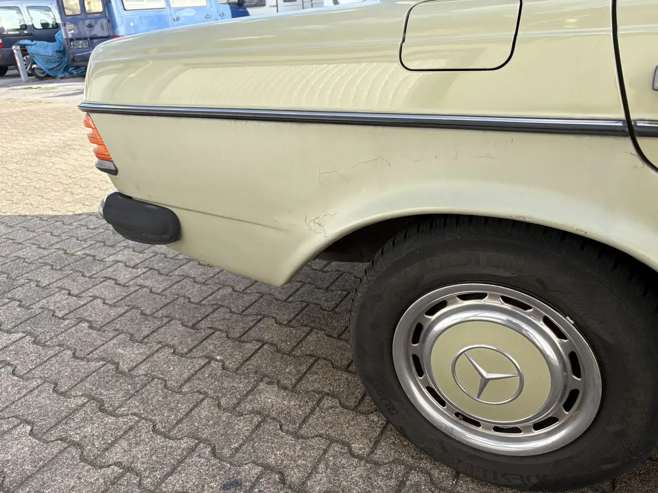 Mercedes-Benz E 200, foto 5
