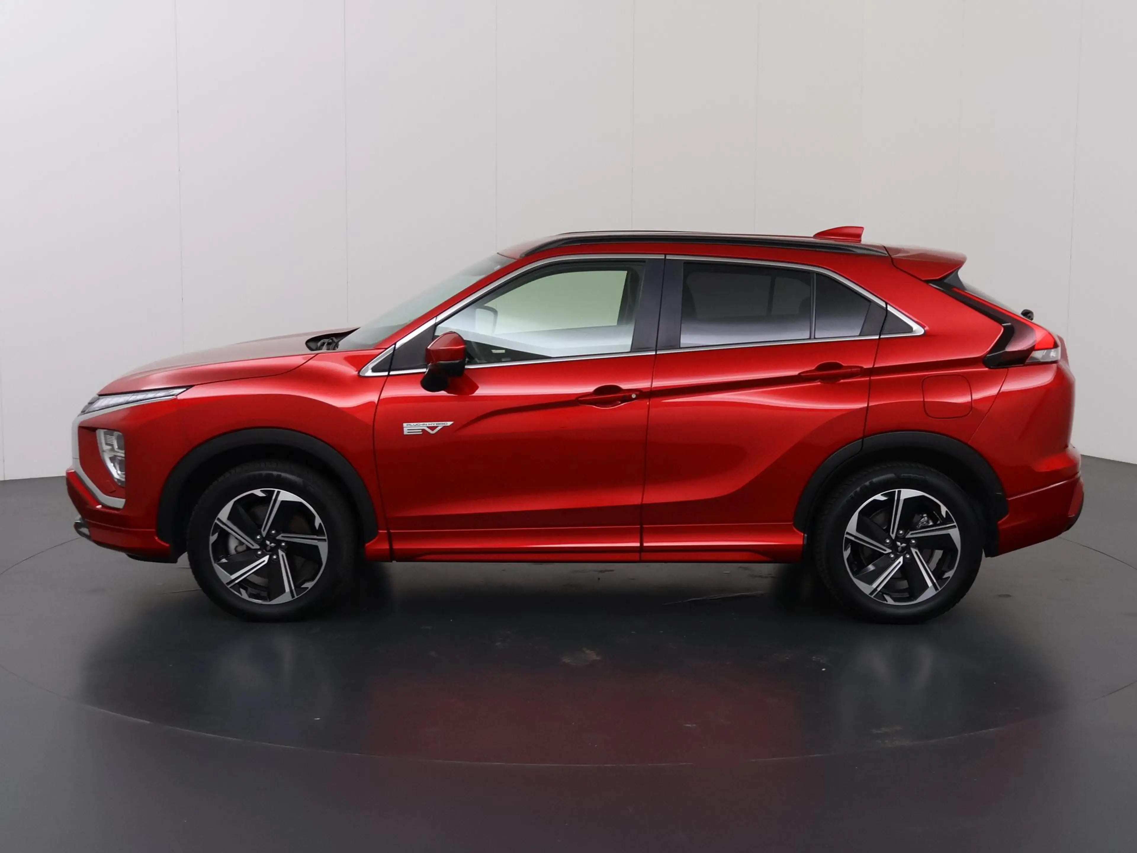 Mitsubishi Eclipse Cross 2.4 PHEV Instyle | Apple CarPlay/Android Auto | Pr — photo 5
