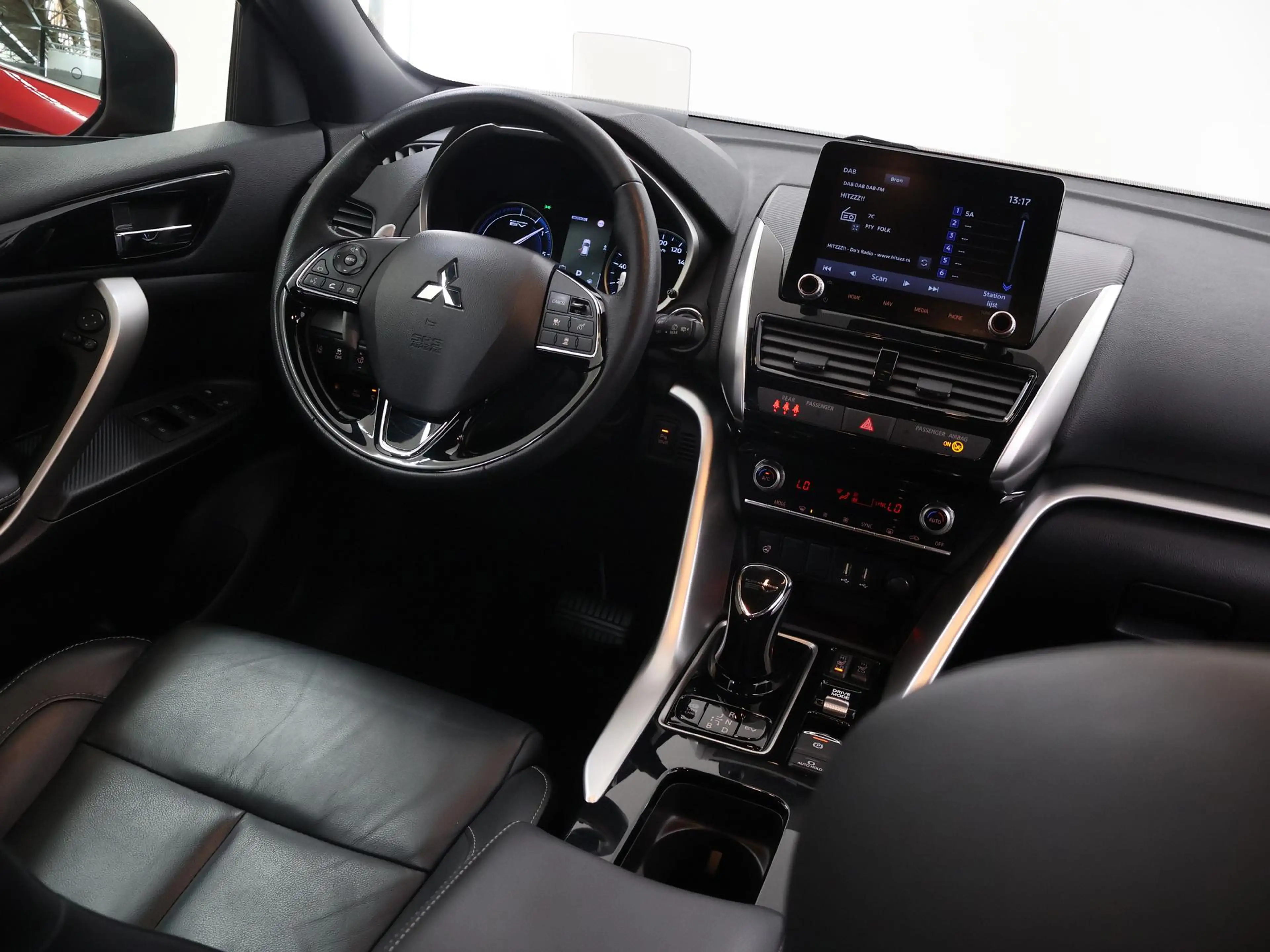 Mitsubishi Eclipse Cross 2.4 PHEV Instyle | Apple CarPlay/Android Auto | Pr — photo 9