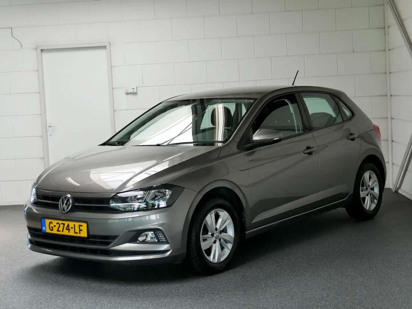 Volkswagen Polo 1.0 TSI Comfortline Airco/Navi/LMV/Carplay (all-in Grijs - 2