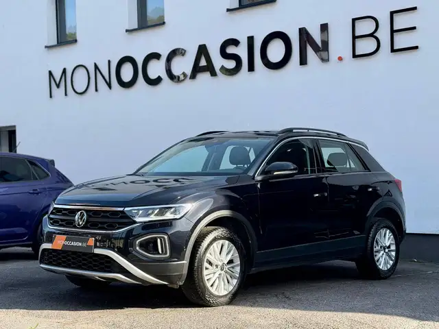 2024 Volkswagen T-Roc in Black for sale