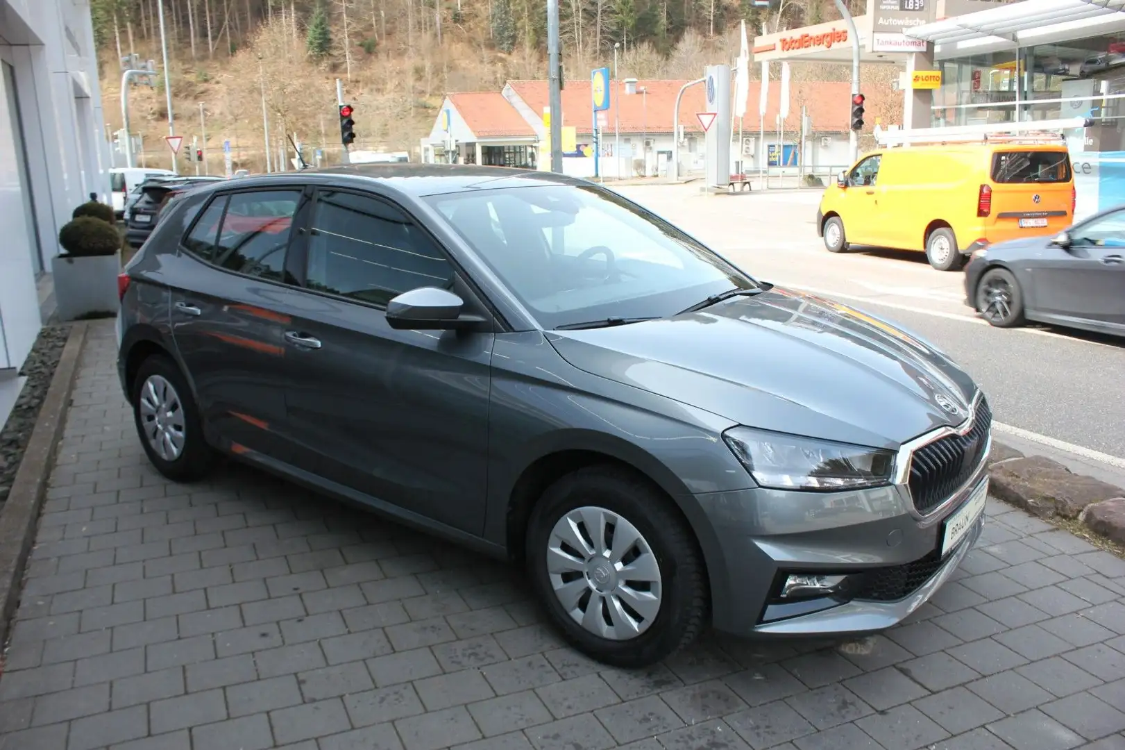 Skoda Fabia Selection 1.0 TSI LED,PDC,Klima,ACC Gris - 2