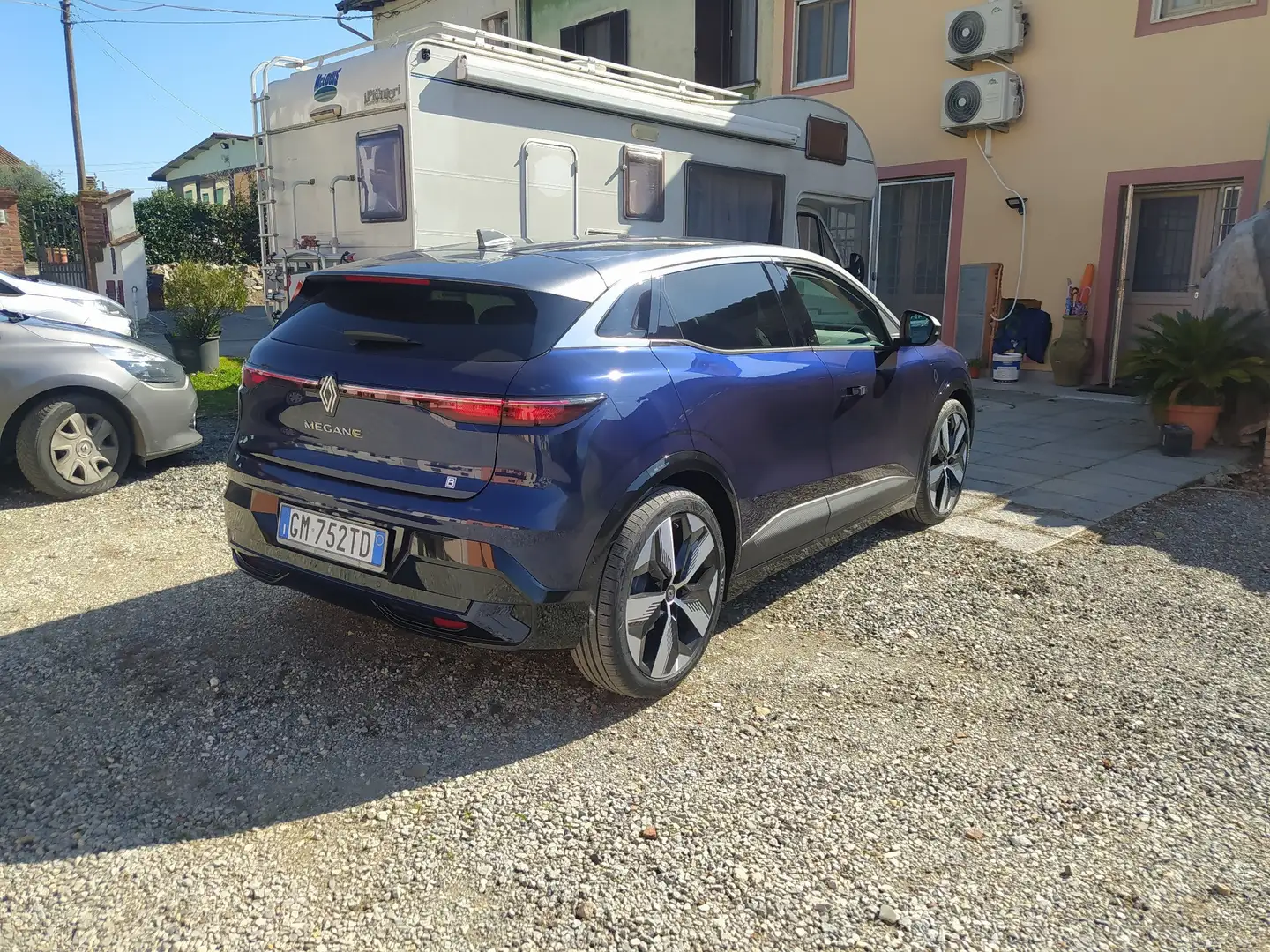 Renault Megane E-Tech - 2