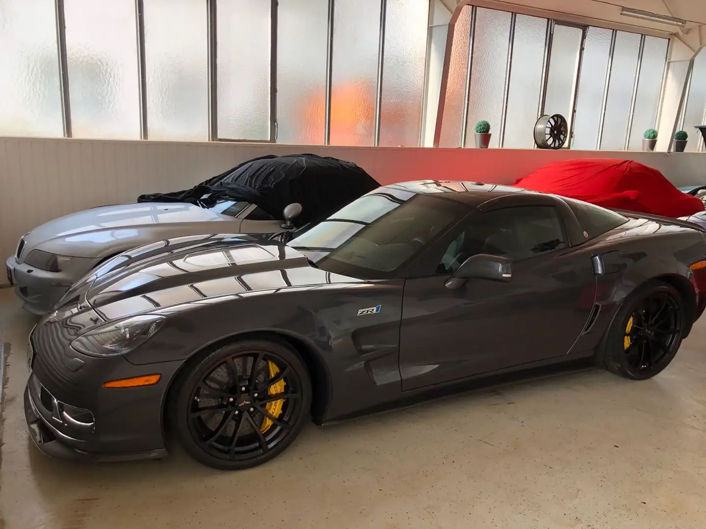 Corvette ZR1 High Performance Package, 647PS Grau - 1