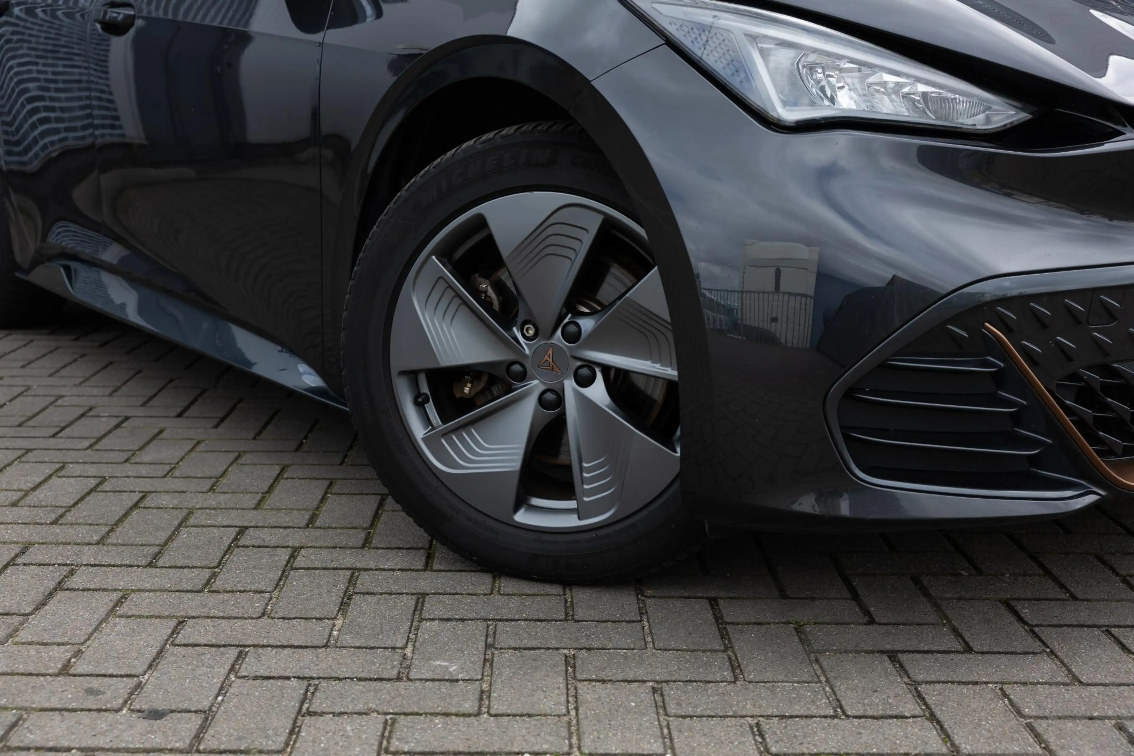 CUPRA Born Essential 62 kWh | Parkeersensoren | Climate Contr — photo 13