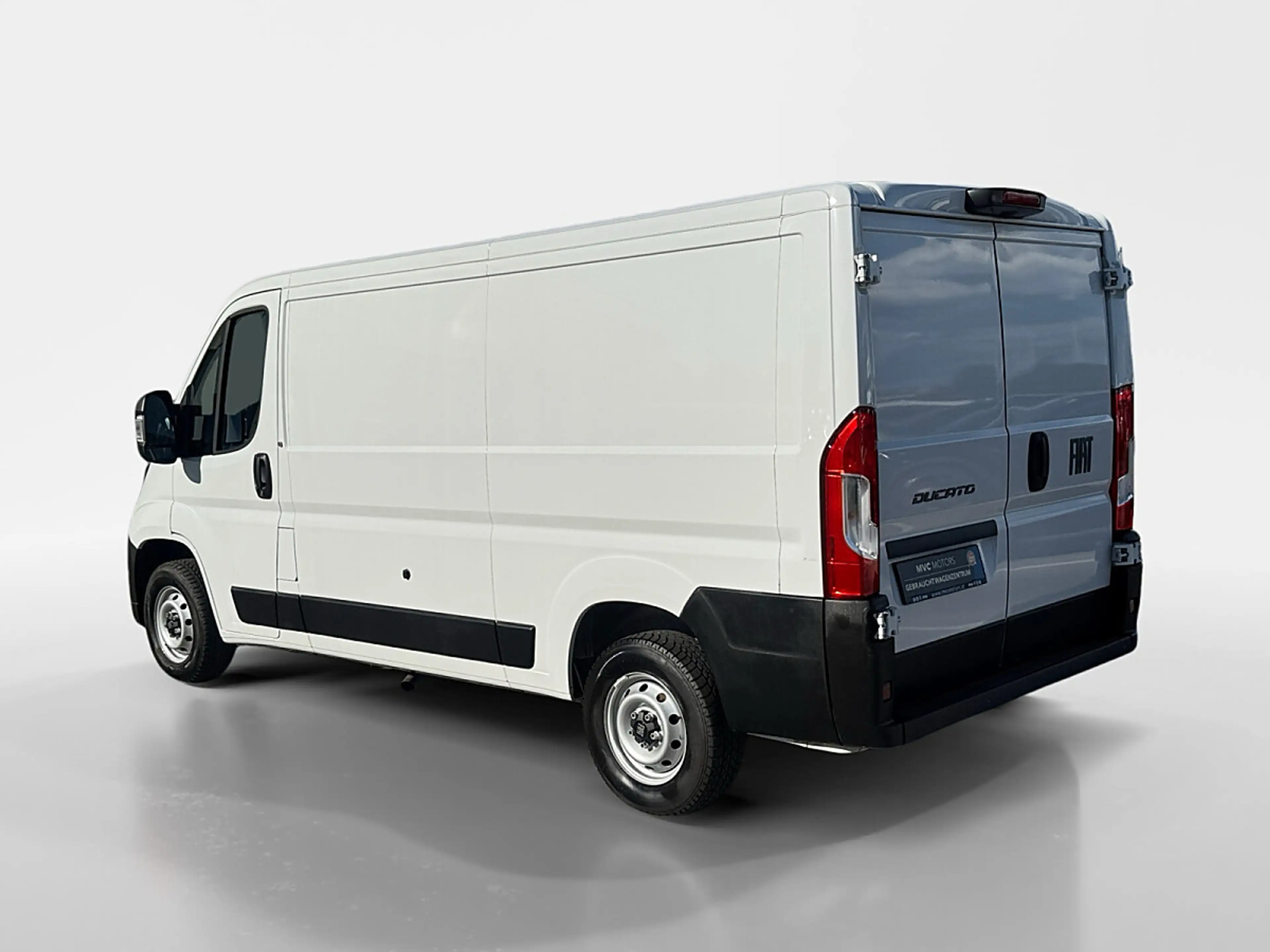 Fiat Ducato L2H1 2.2 BlueHDi 140 PS 35 M — photo 3