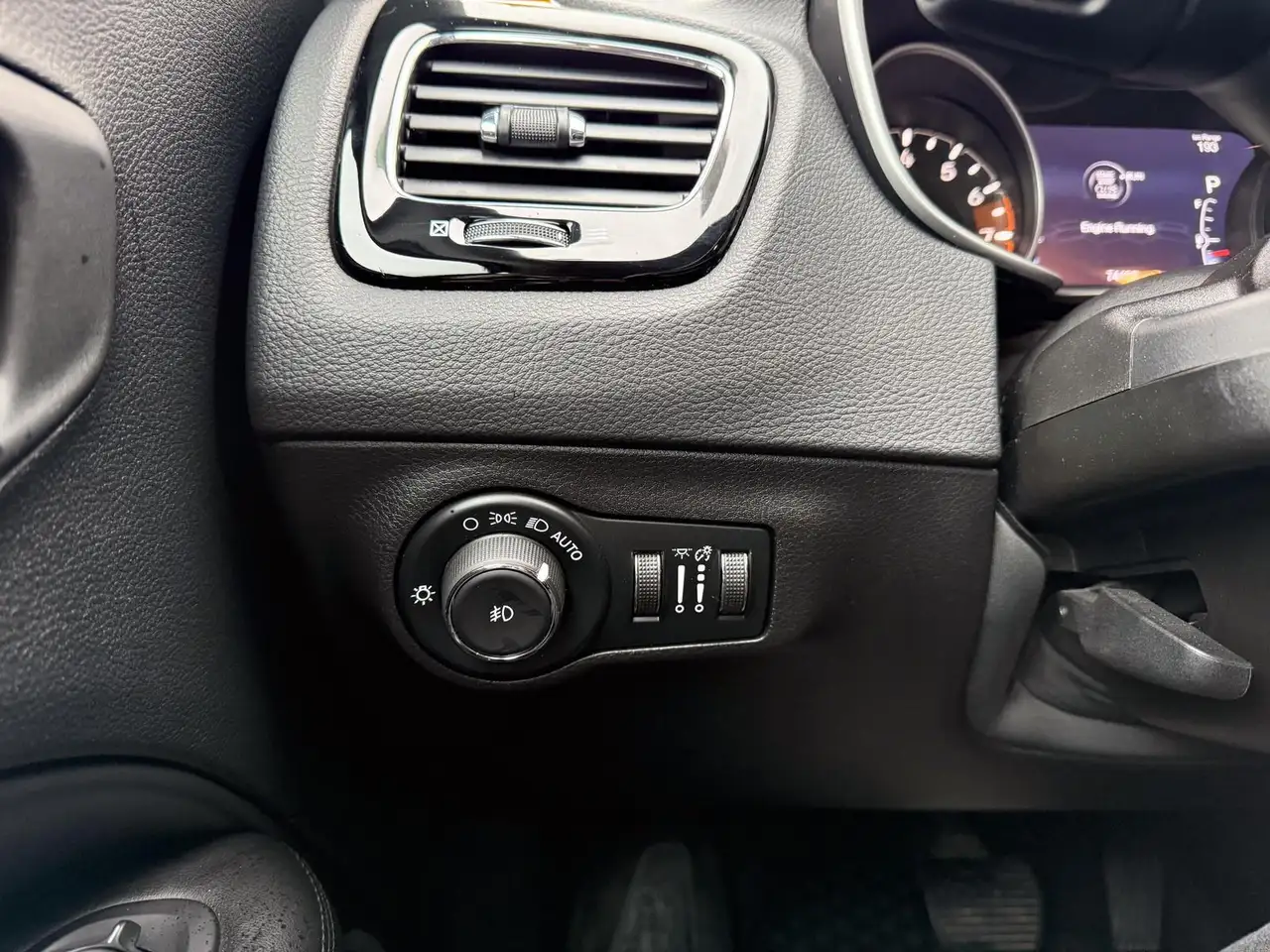 Jeep Compass снимка Jeep Compass