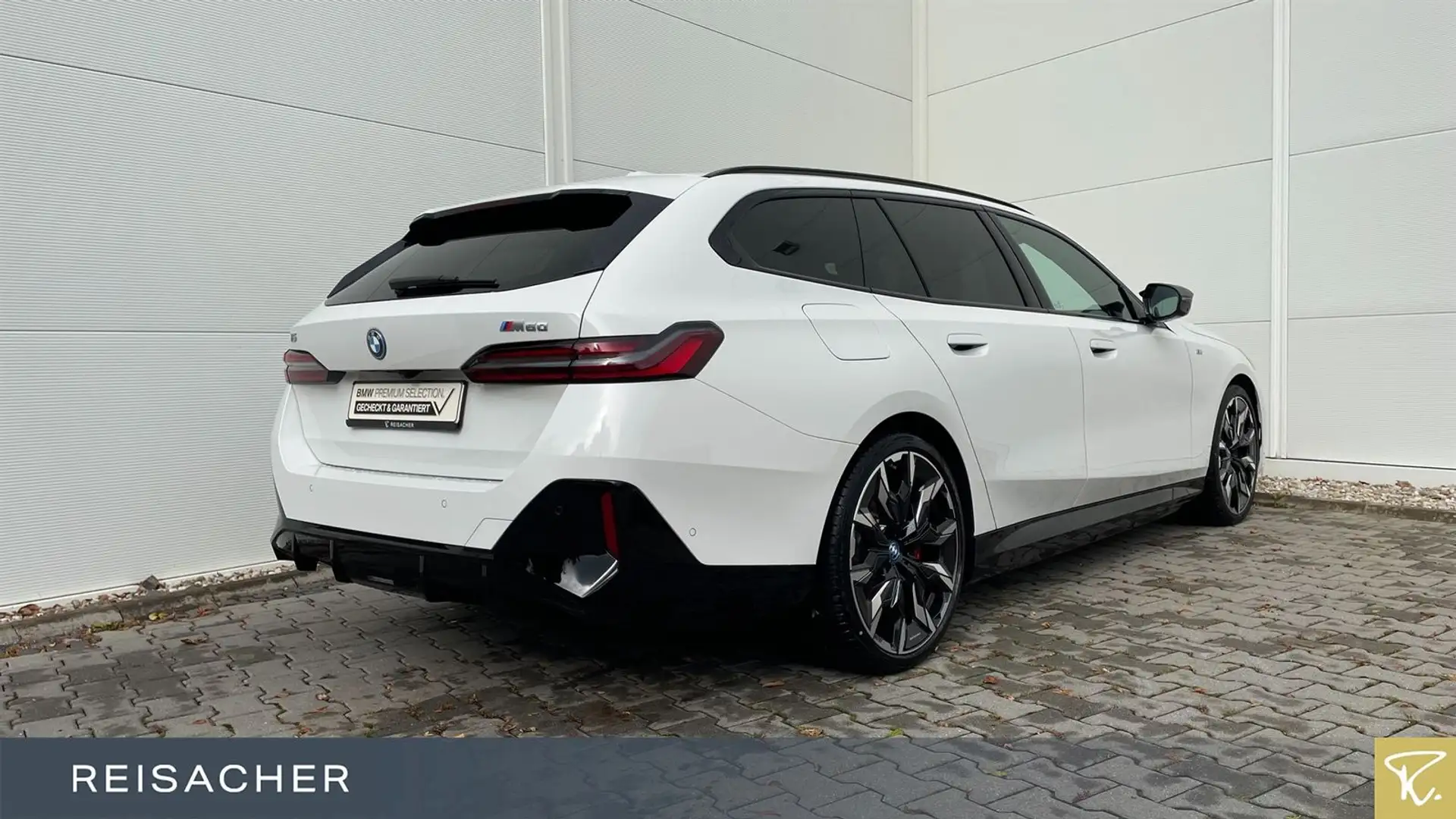BMW i5 Tou M60 xDrive M Sport PRO,DAPro.AHK,B&W Weiß - 2
