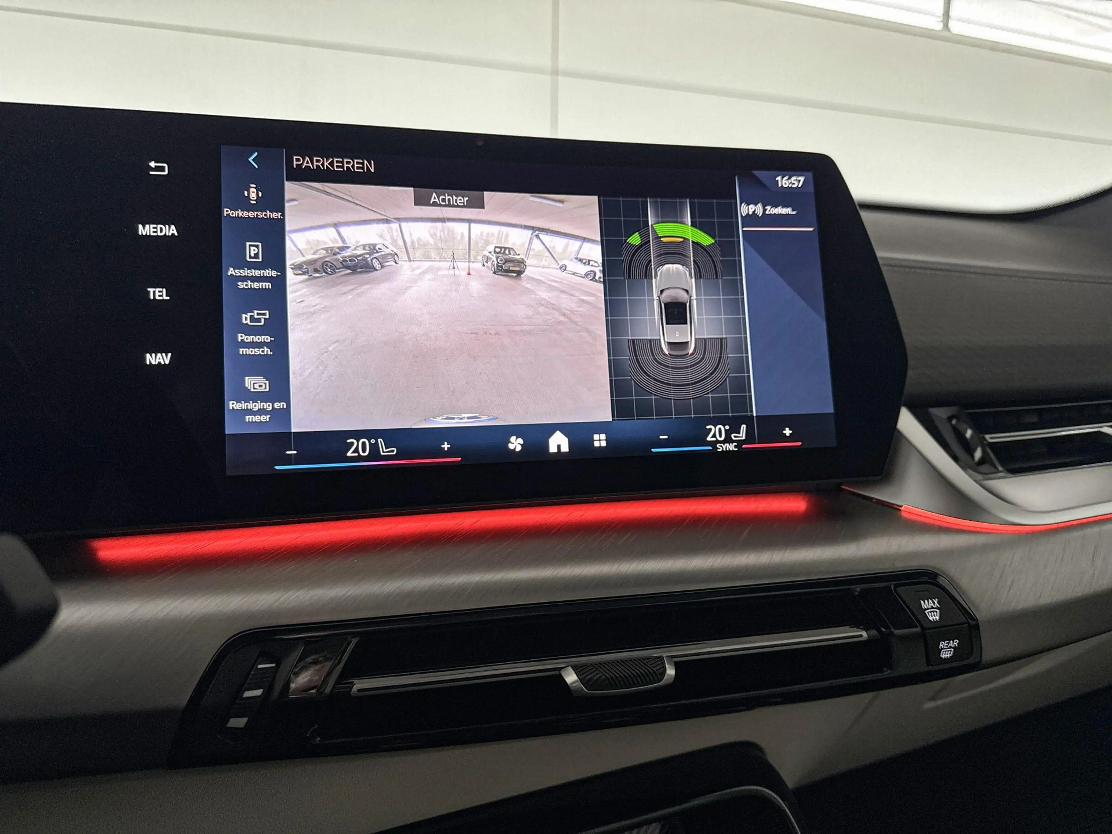 BMW iX2 xDrive30 67 kWh M Sport Edition | M Sportpakket | — photo 15