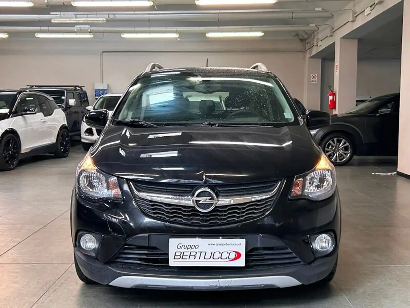 Opel Karl Rocks 1.0 73 CV GPL Чёрный - 2