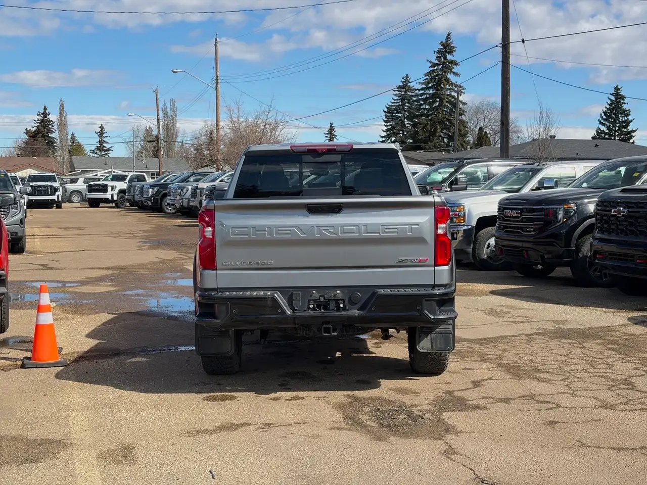 Chevrolet Silverado 1500 снимка Chevrolet Silverado 1500