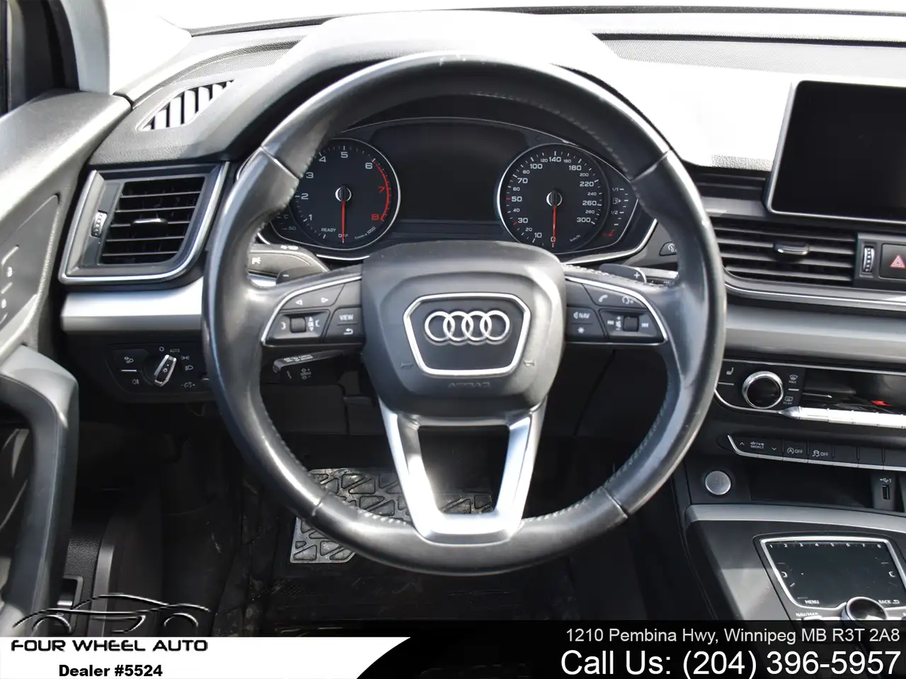 Audi Q5 снимка Audi Q5