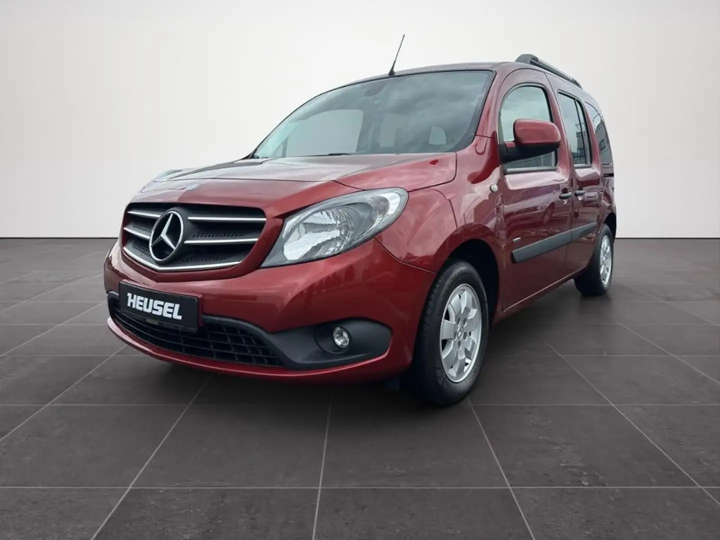 Mercedes-Benz Citan 111 CDI Tourer EDITION Lang *Klima*SHZ* Rouge - 1