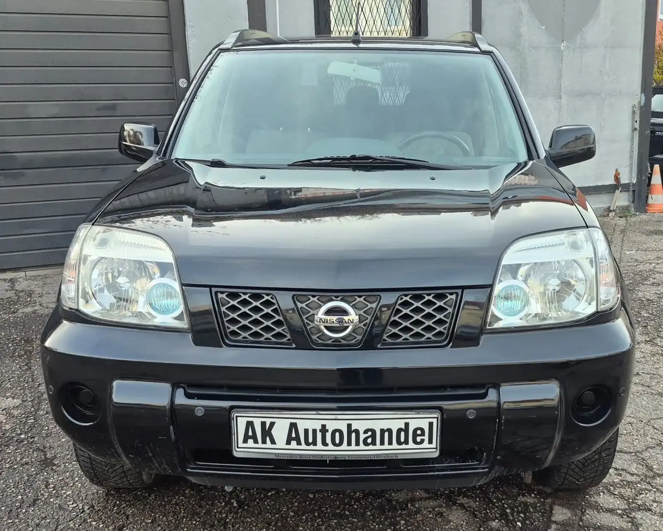 Nissan X-Trail Comfort Klima Schwarz - 2