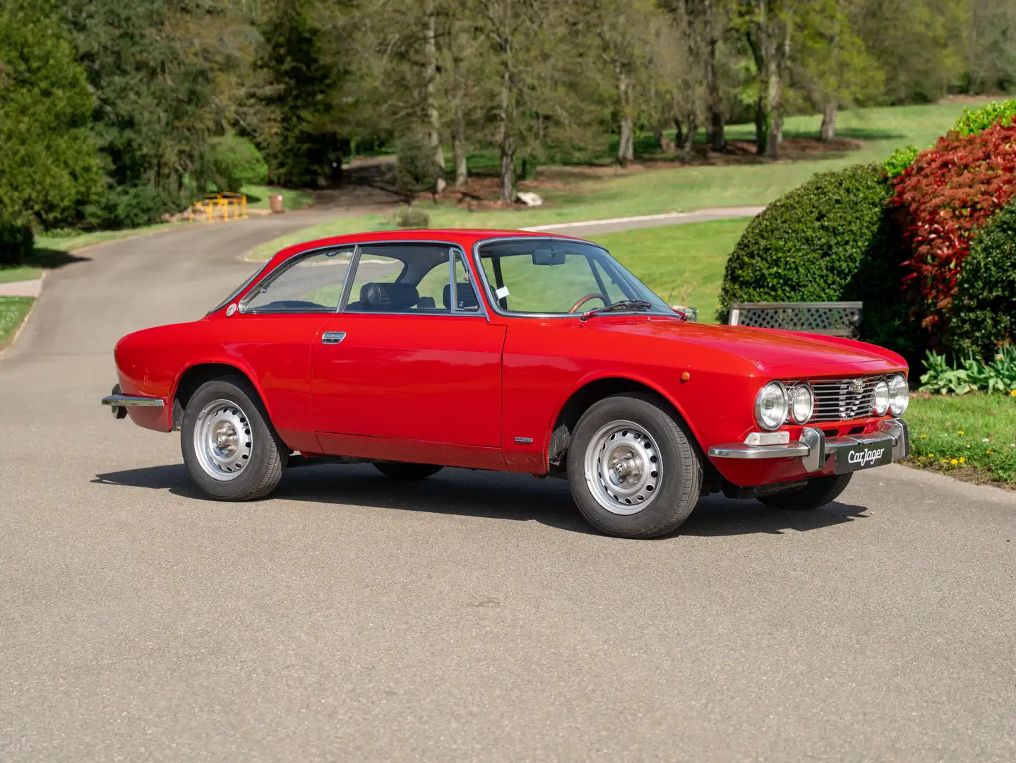 Alfa Romeo 2000 GTV Rot - 1