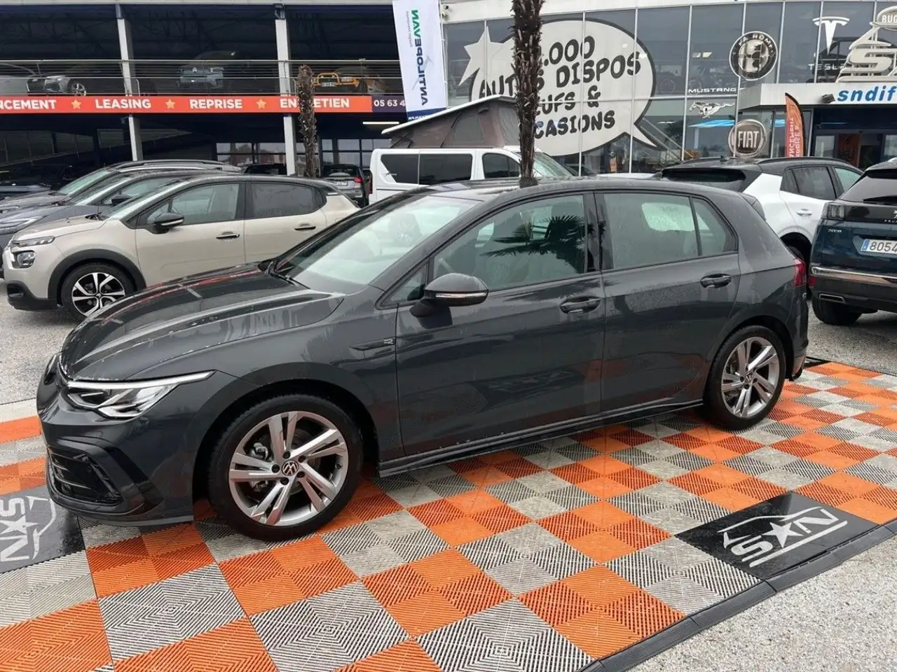 Volkswagen Golf Standard Model — photo 10