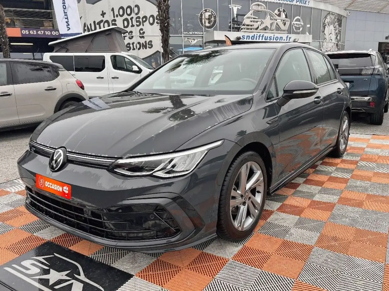 Volkswagen Golf Standard Model — photo 8