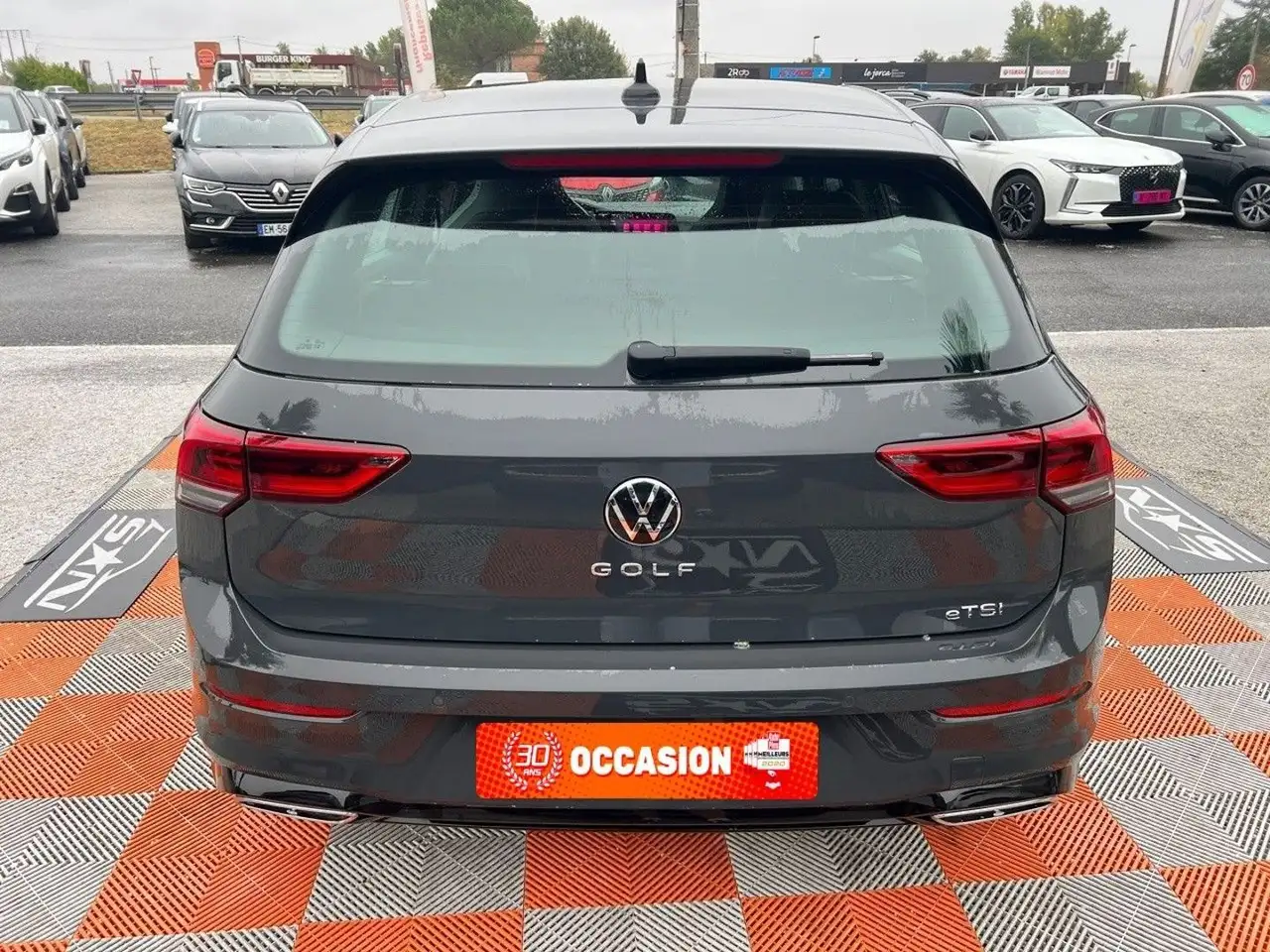 Volkswagen Golf Standard Model — photo 6