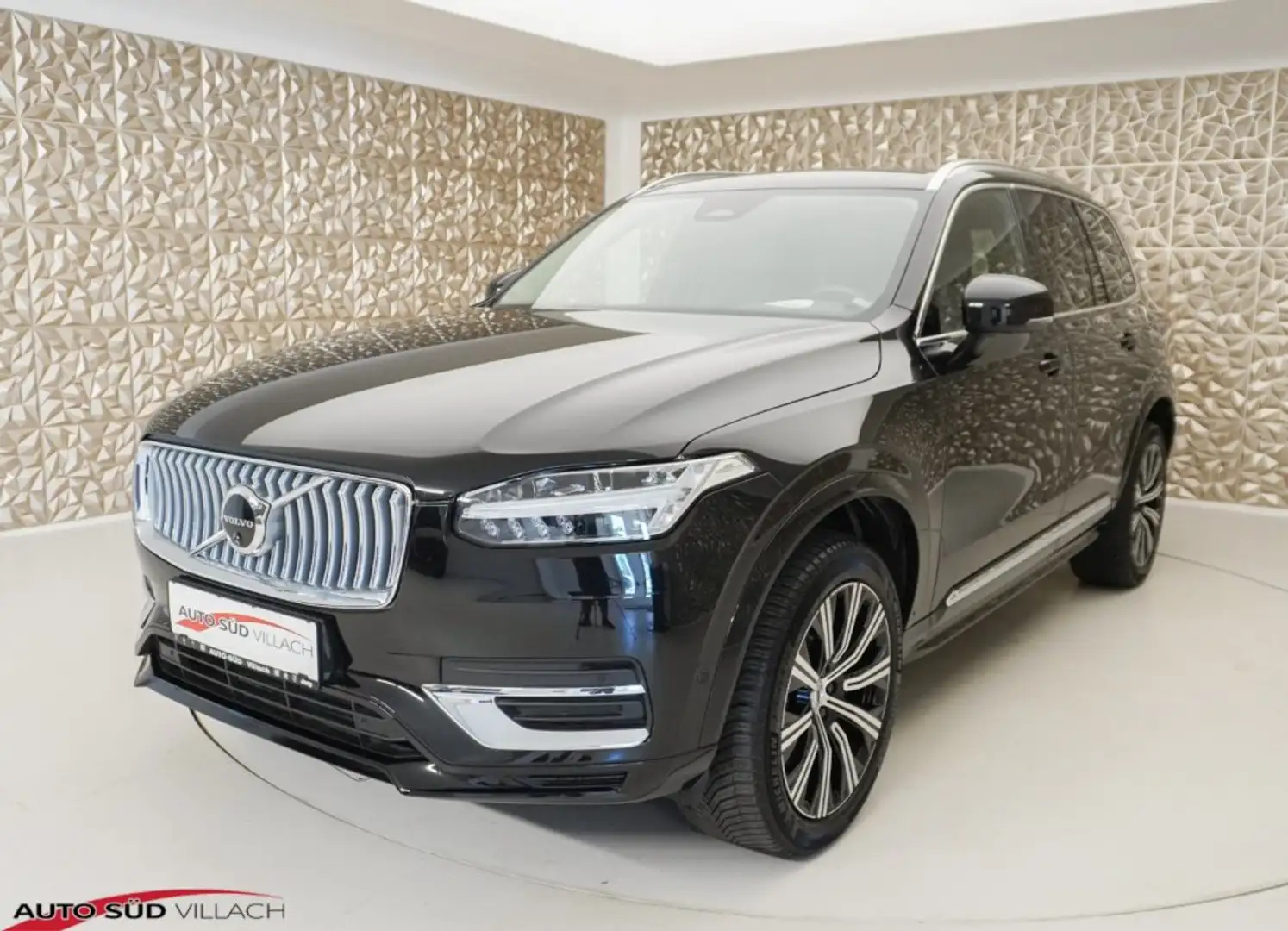 Volvo XC90 B5 D AWD Plus Schwarz - 2