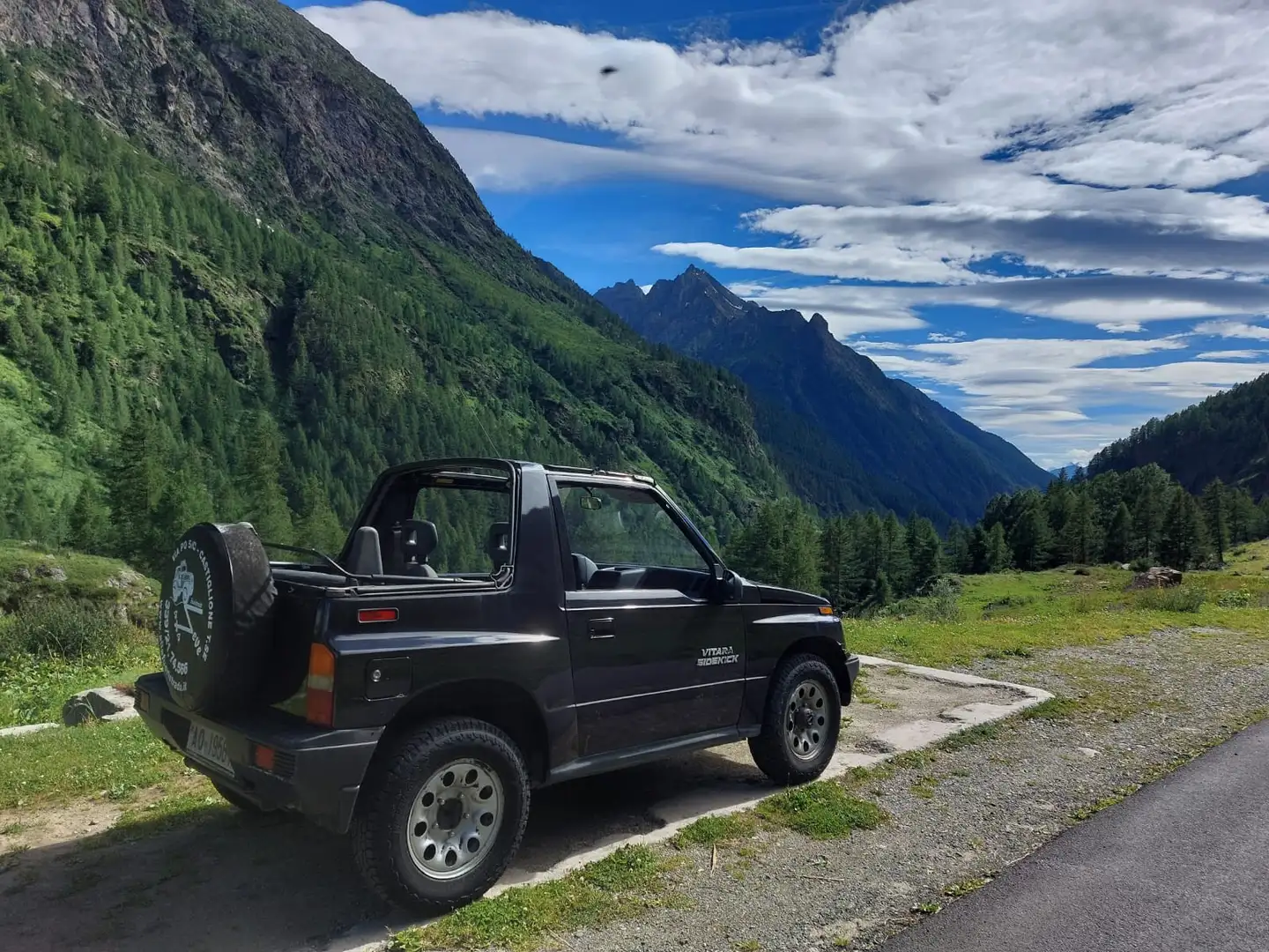 Suzuki Vitara Cabrio 1.6 JLX P.Pack - 1