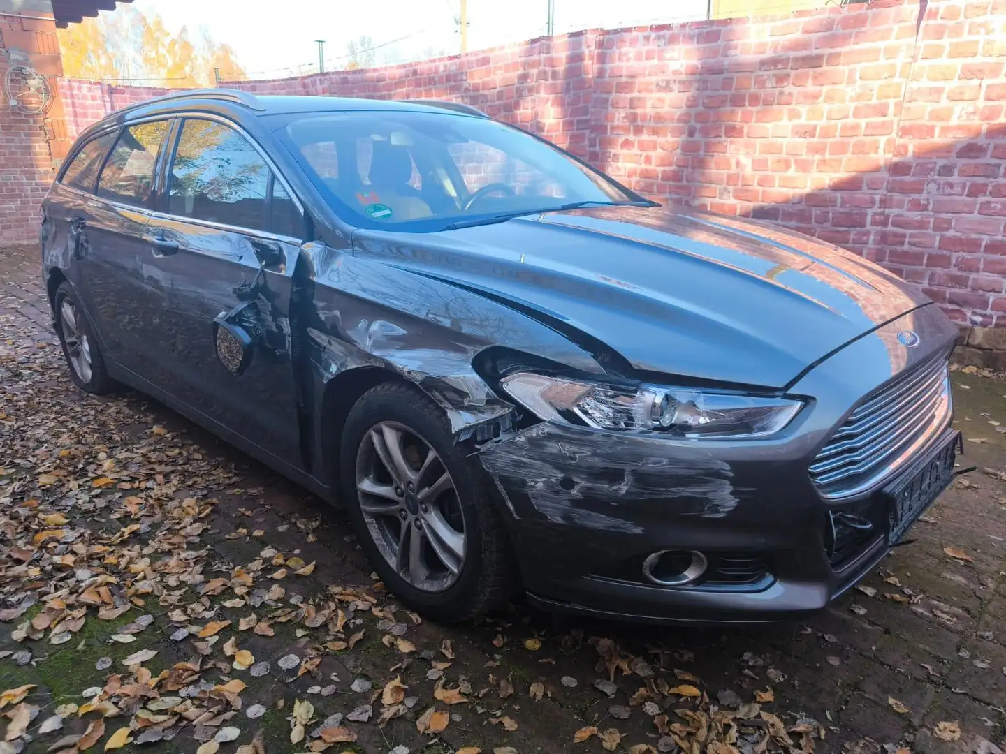 Ford Mondeo Titanium 2.0 TDCi Automatik Airbags Ok Серый - 1