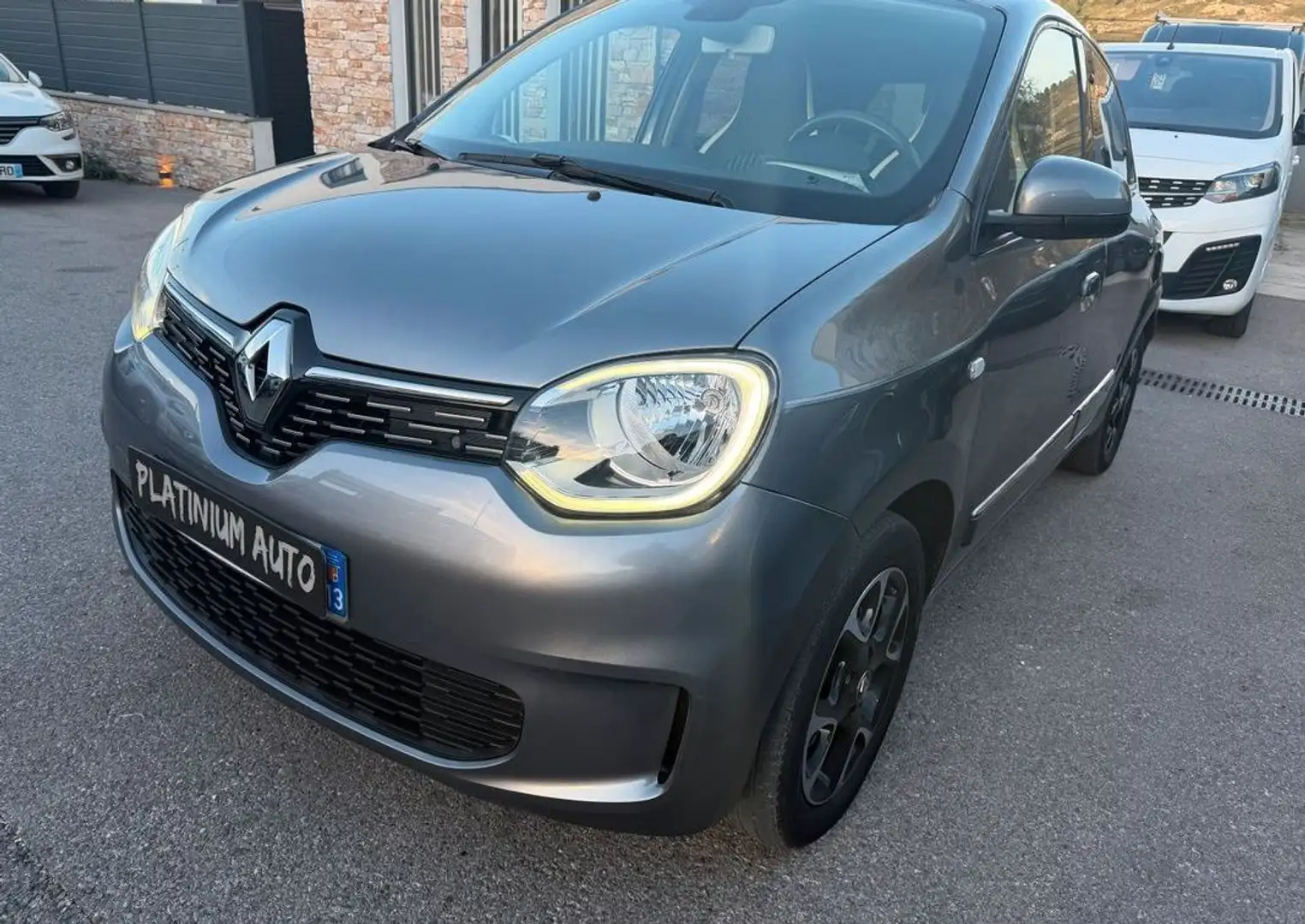 Renault Twingo 3 (2) 0.9 TCE 95 Intens Gris - 2