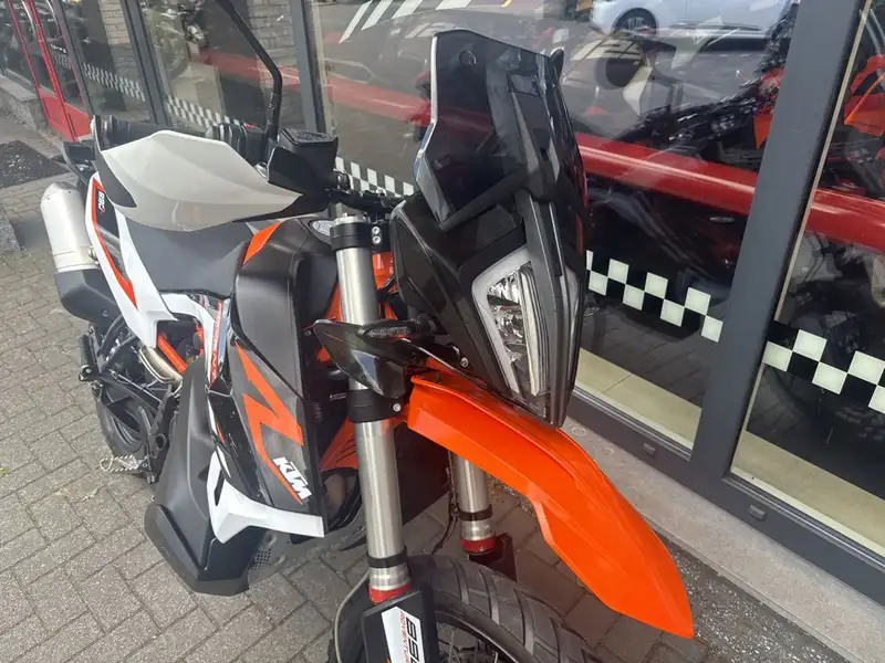 KTM 890 Adventure - foto 7