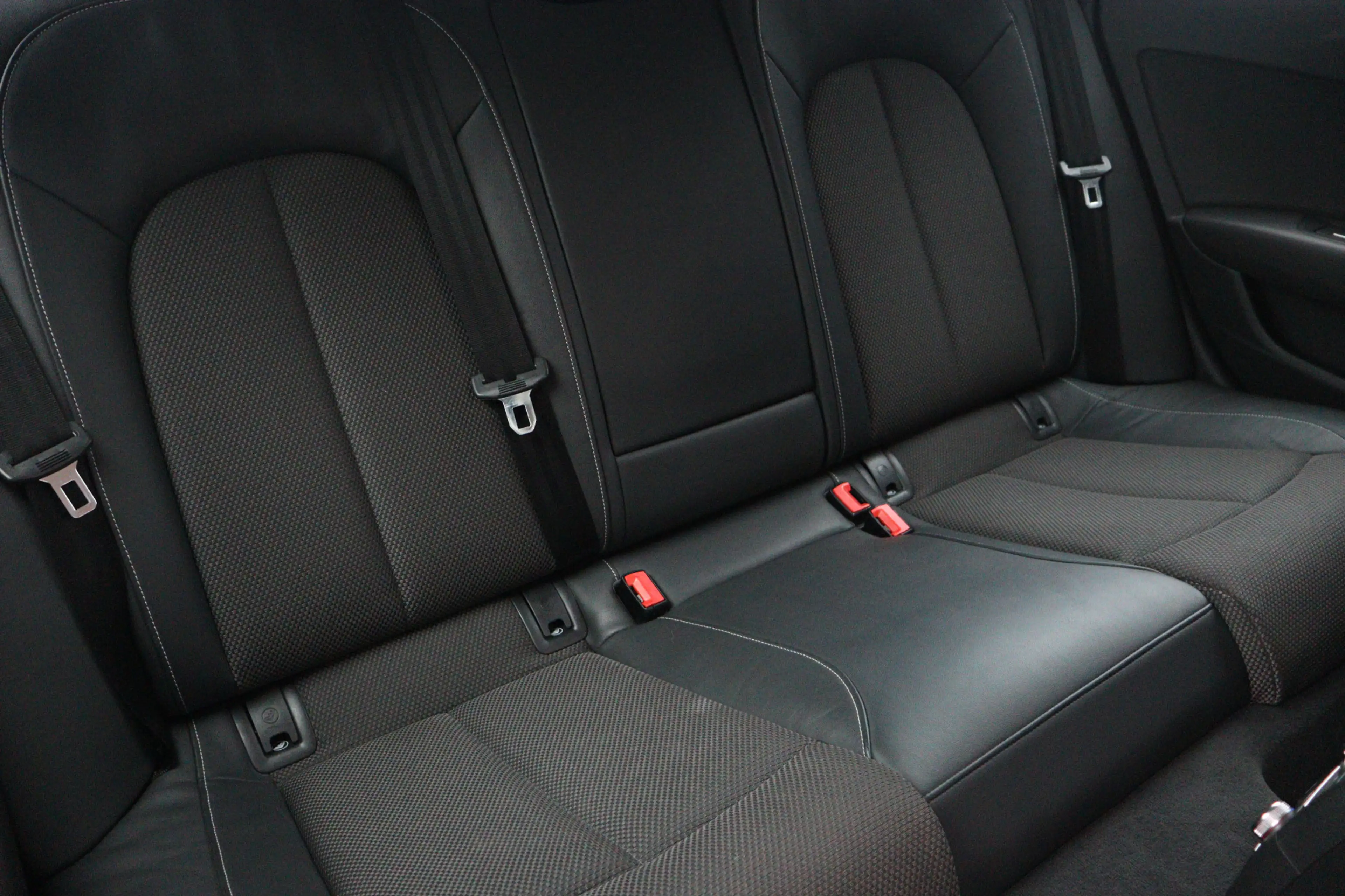 Audi A6 Avant 2.0 TFSI Quattro S Line | Trekhaak | Matrix — photo 15