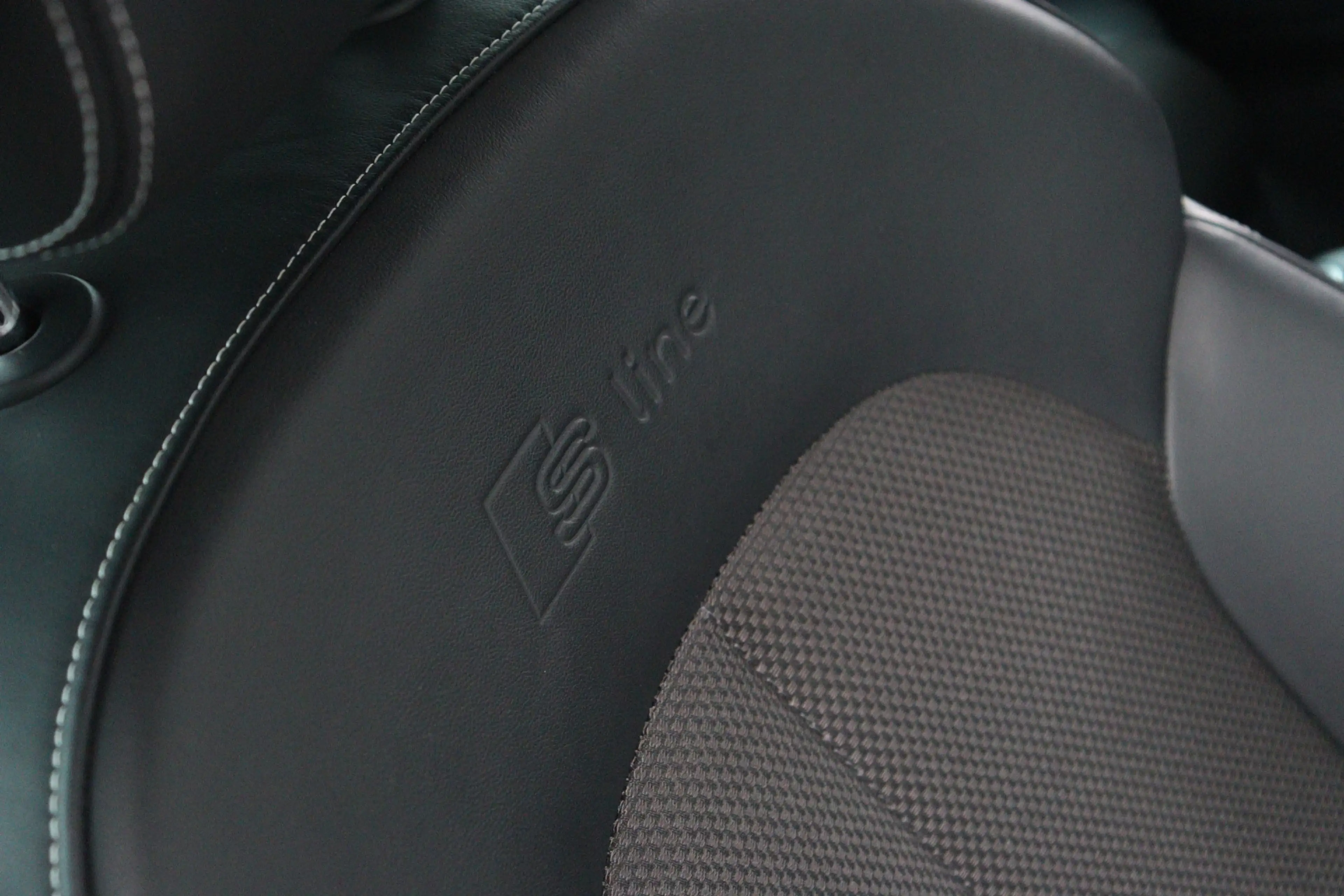 Audi A6 Avant 2.0 TFSI Quattro S Line | Trekhaak | Matrix — photo 14