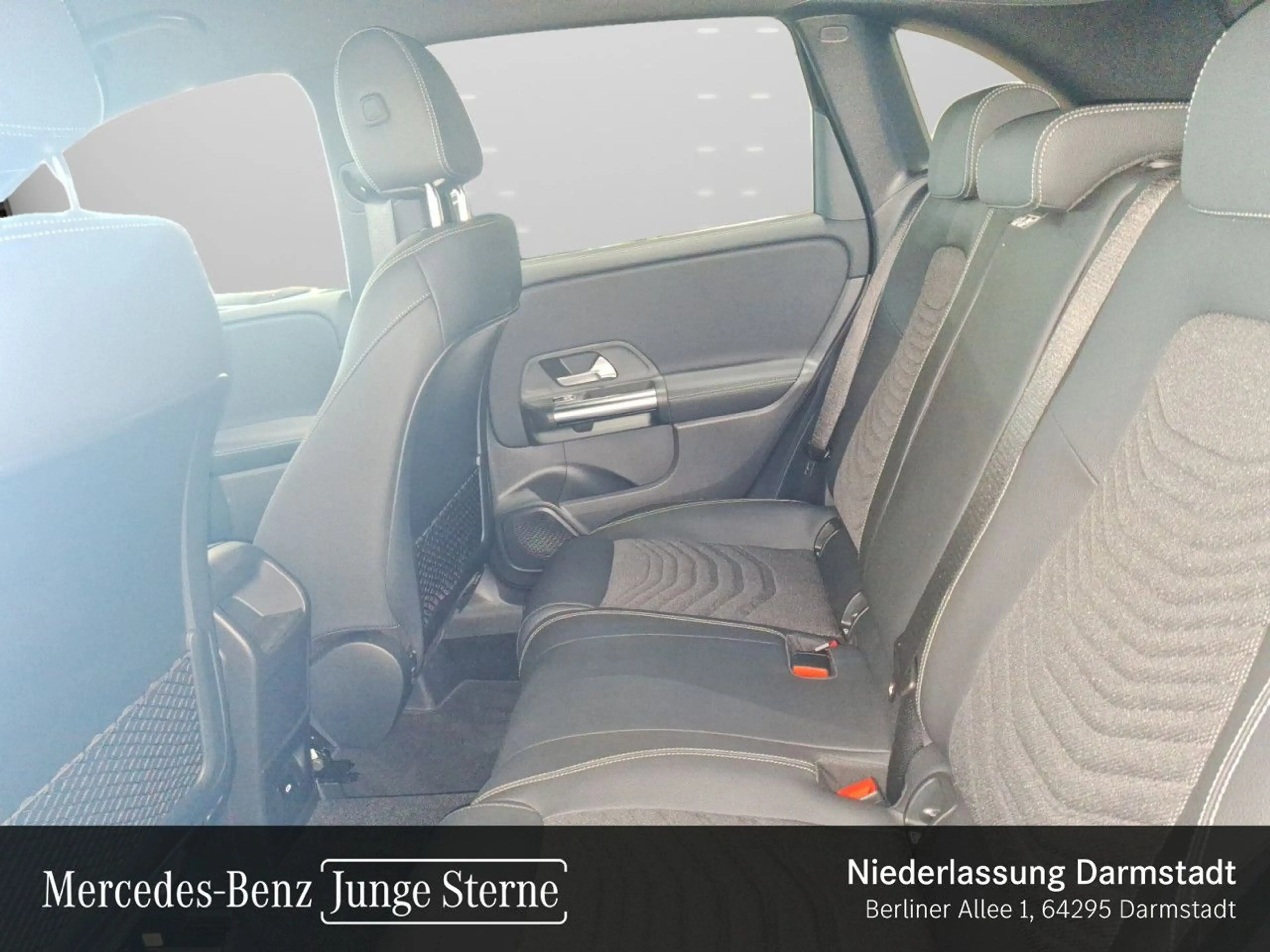 Mercedes-Benz B 220 4M PROGRESSIVE+MULTIBEAM+STHZG+KAMERA+8G — photo 11