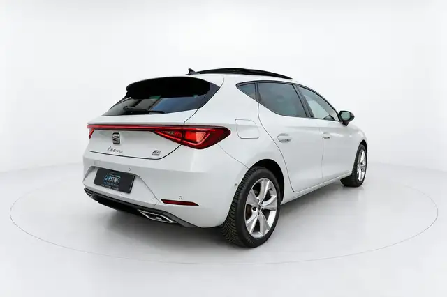 Seat Leon view 8