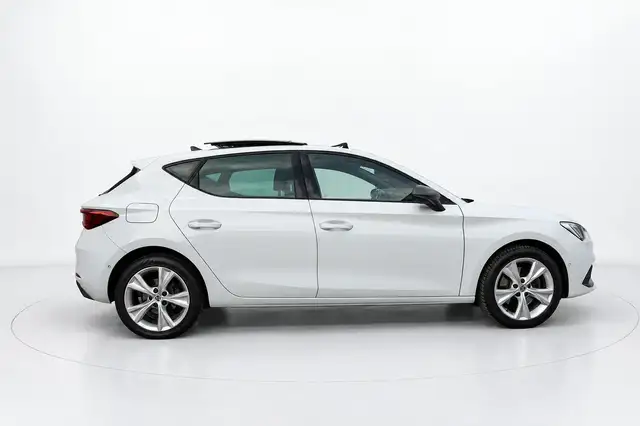 Seat Leon view 5