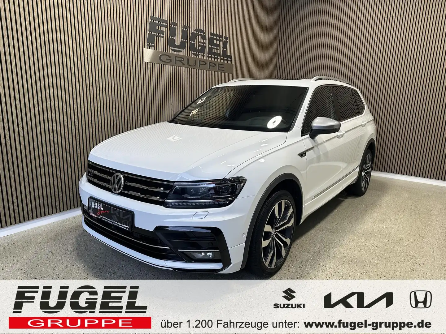 Volkswagen Tiguan Allspace 2.0 TDI DSG 4M R-Line 360°|20Z.|Matrix|AHK|Pano|Hu Weiß - 1
