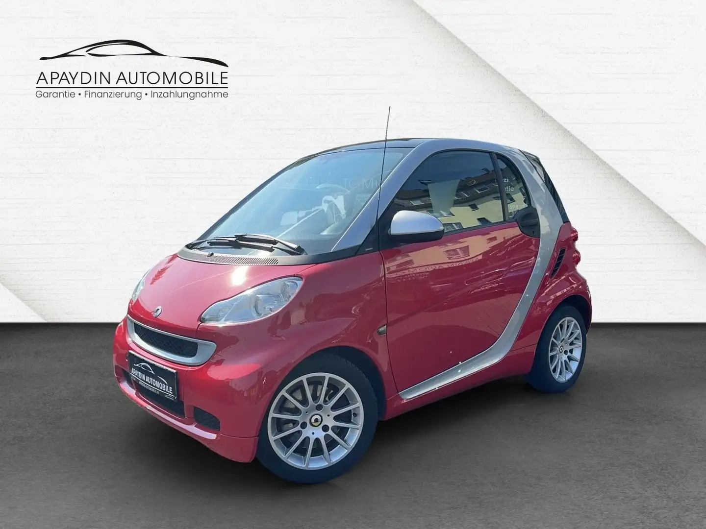 smart forTwo coupe MHD passion Aut. PANO/SOUNDSY/KLIMA Silber - 1