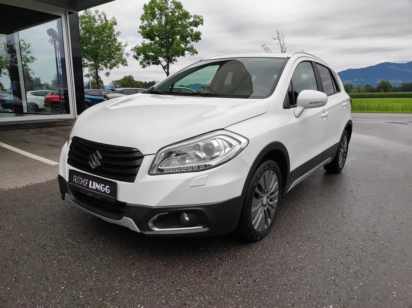 Suzuki SX4 S-Cross 1,6 DDiS flash Blanco - 1