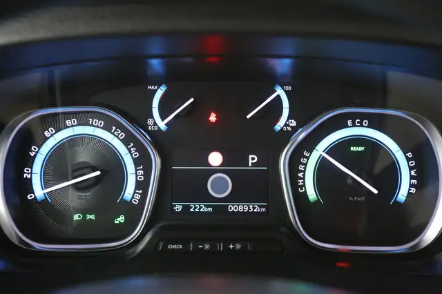 Opel Vivaro-E view 15