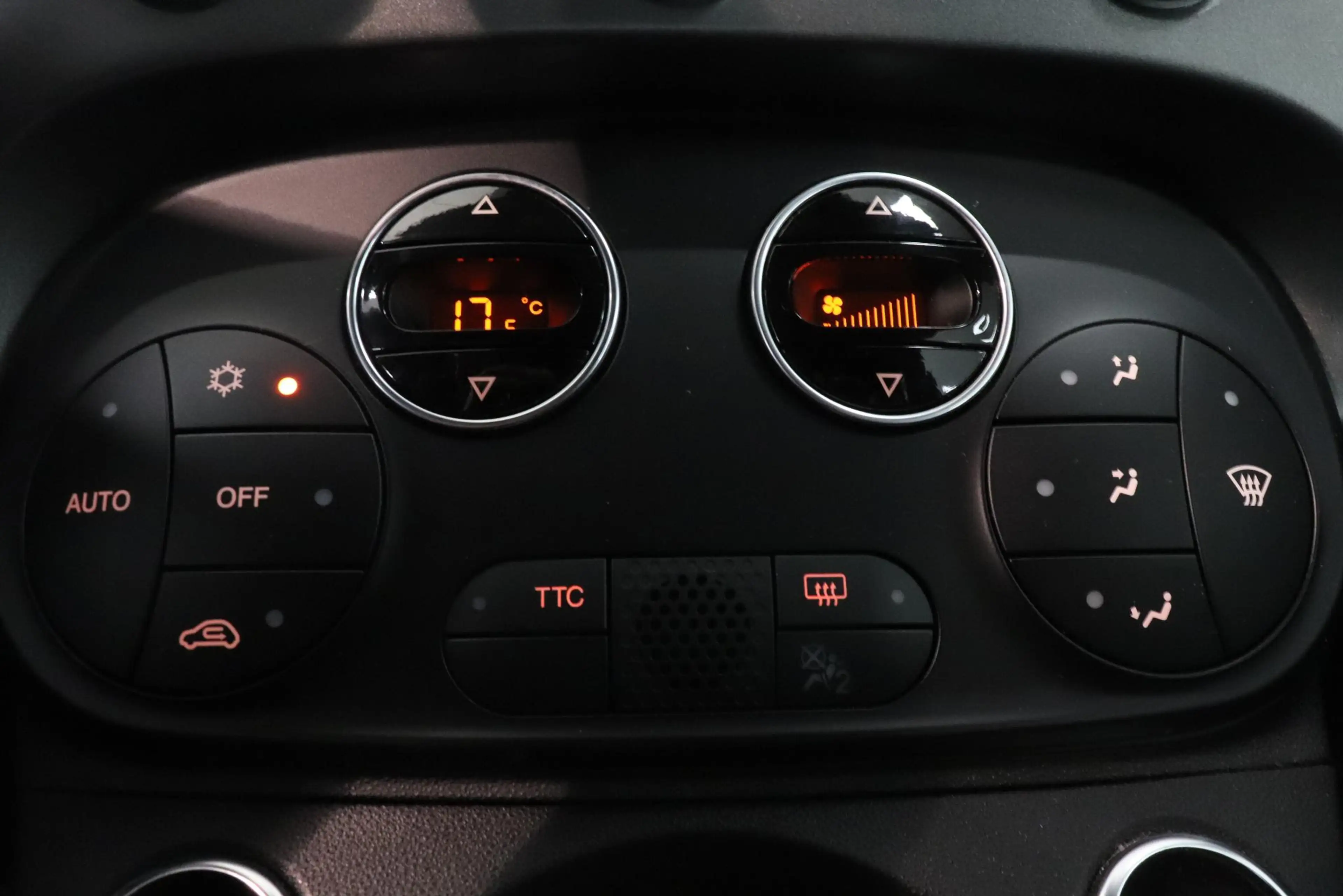 Fiat 500 Abarth 1.4 T-Jet 595 Pista | Parkeersensor | Sportstoelen — photo 13