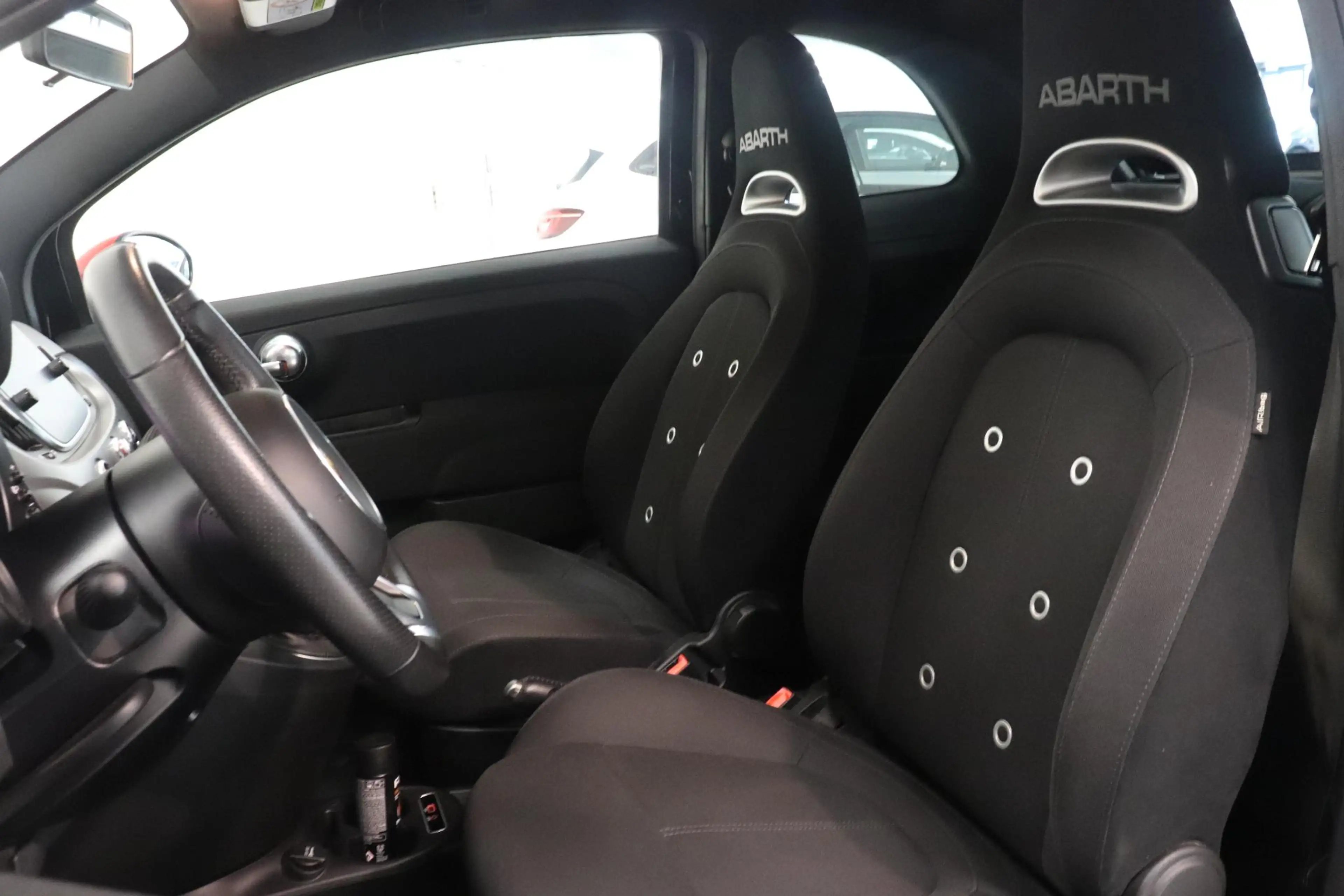 Fiat 500 Abarth 1.4 T-Jet 595 Pista | Parkeersensor | Sportstoelen — photo 7