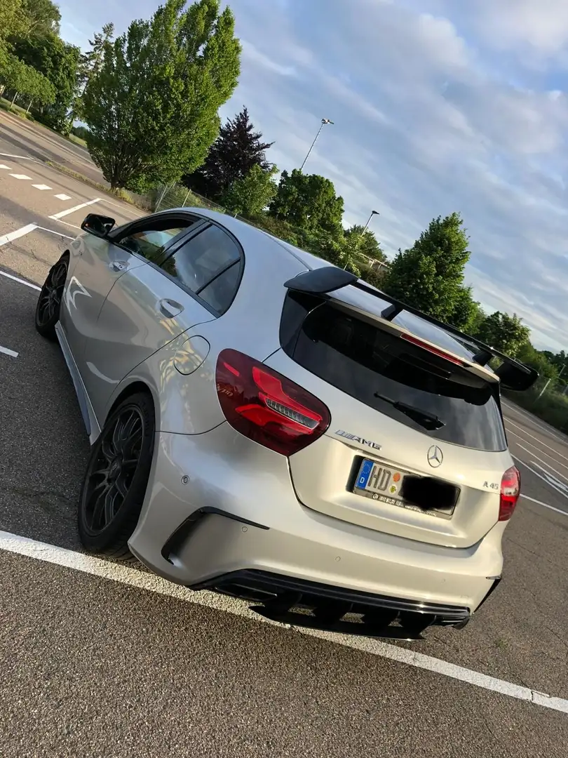 Mercedes-Benz A 45 AMG 4Matic Speedshift 7G-DCT - 2