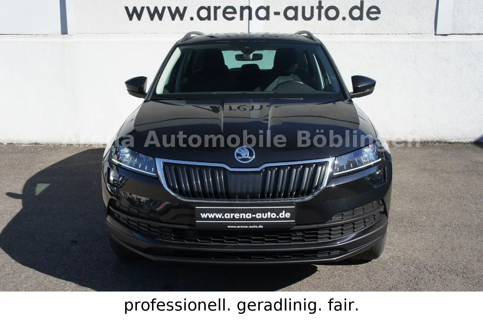 Skoda Karoq 2.0 TDI Style 4x4 DSG*PANO*LED*STANDHZG* Zwart - 2