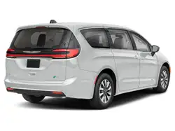 Chrysler Pacifica 2024